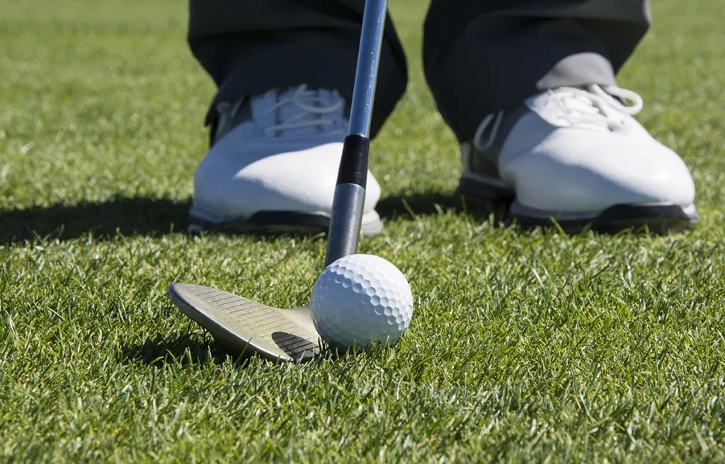 Choosing the Perfect Sand Wedge for Your Golf Game